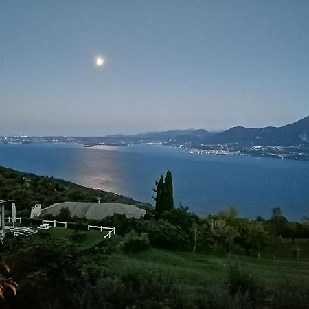 Beb Da Paolo Con Vista Lago サン・ゼーノ・ディ・モンターニャ エクステリア 写真